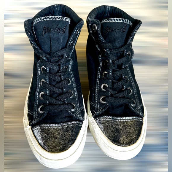 Blowfish Shoes - Blowfish Sneakers Size 8 Black/Silver